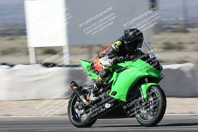 media/Jan-15-2026-Racers Edge (Thu) [[dfebeb70ab]]/3-B Group/Session 2 (Turn 11)/